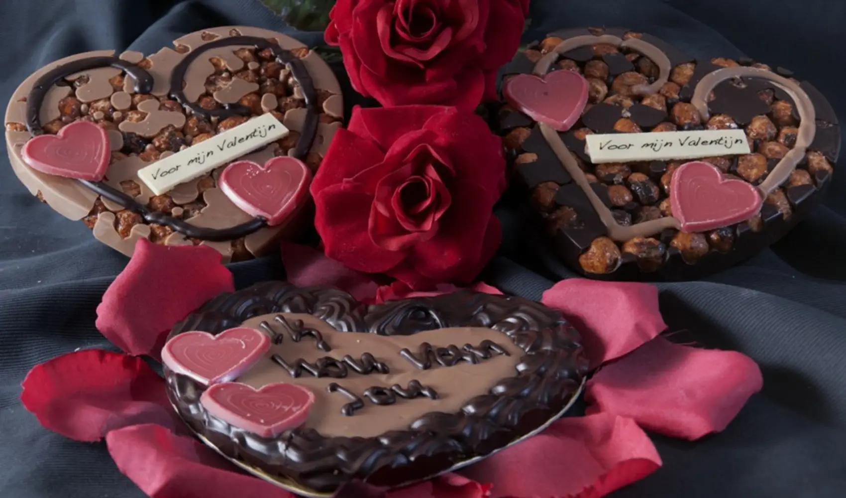 bonbon.nl-chocolatier-janson-zutphen-valentijn-cadeau-hart-chocolade-1024x609 copy